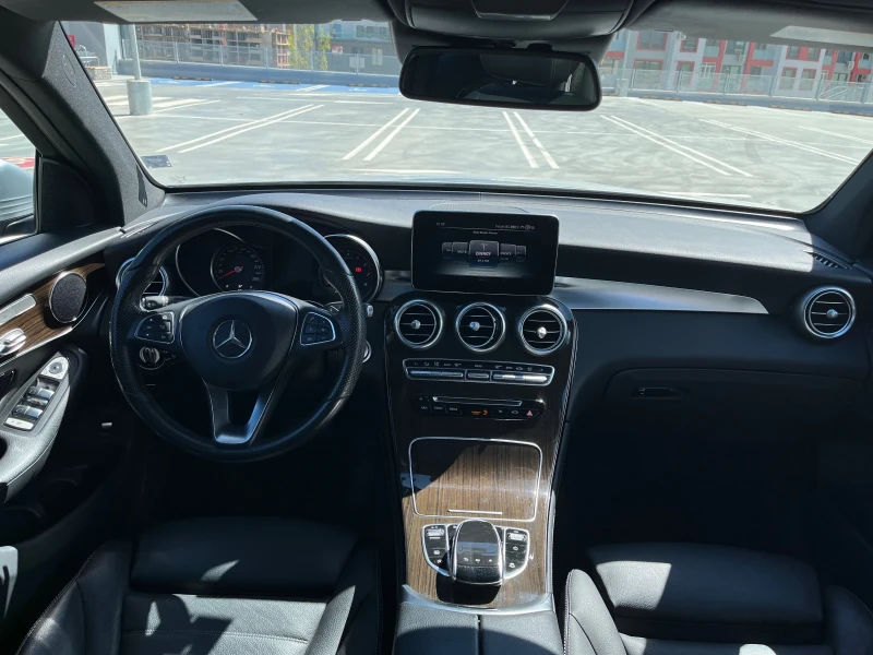 Mercedes-Benz GLC 300 70000км, АМГ, Панорама, снимка 9 - Автомобили и джипове - 49343020