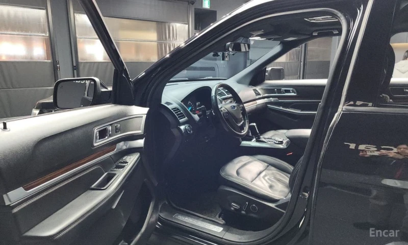 Ford Explorer, снимка 10 - Автомобили и джипове - 52914424