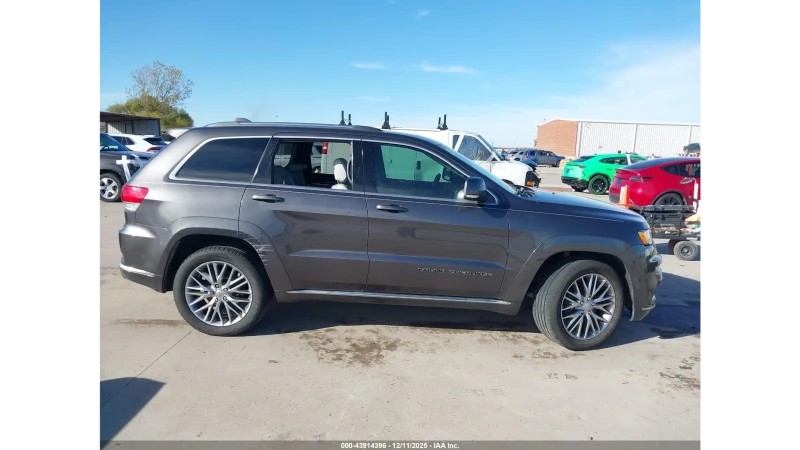 Jeep Grand cherokee SUMMIT 4X4, снимка 6 - Автомобили и джипове - 53130443