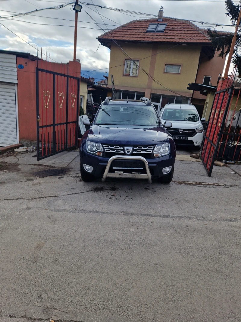 Dacia Duster 1.6 мотор  08  2017 год