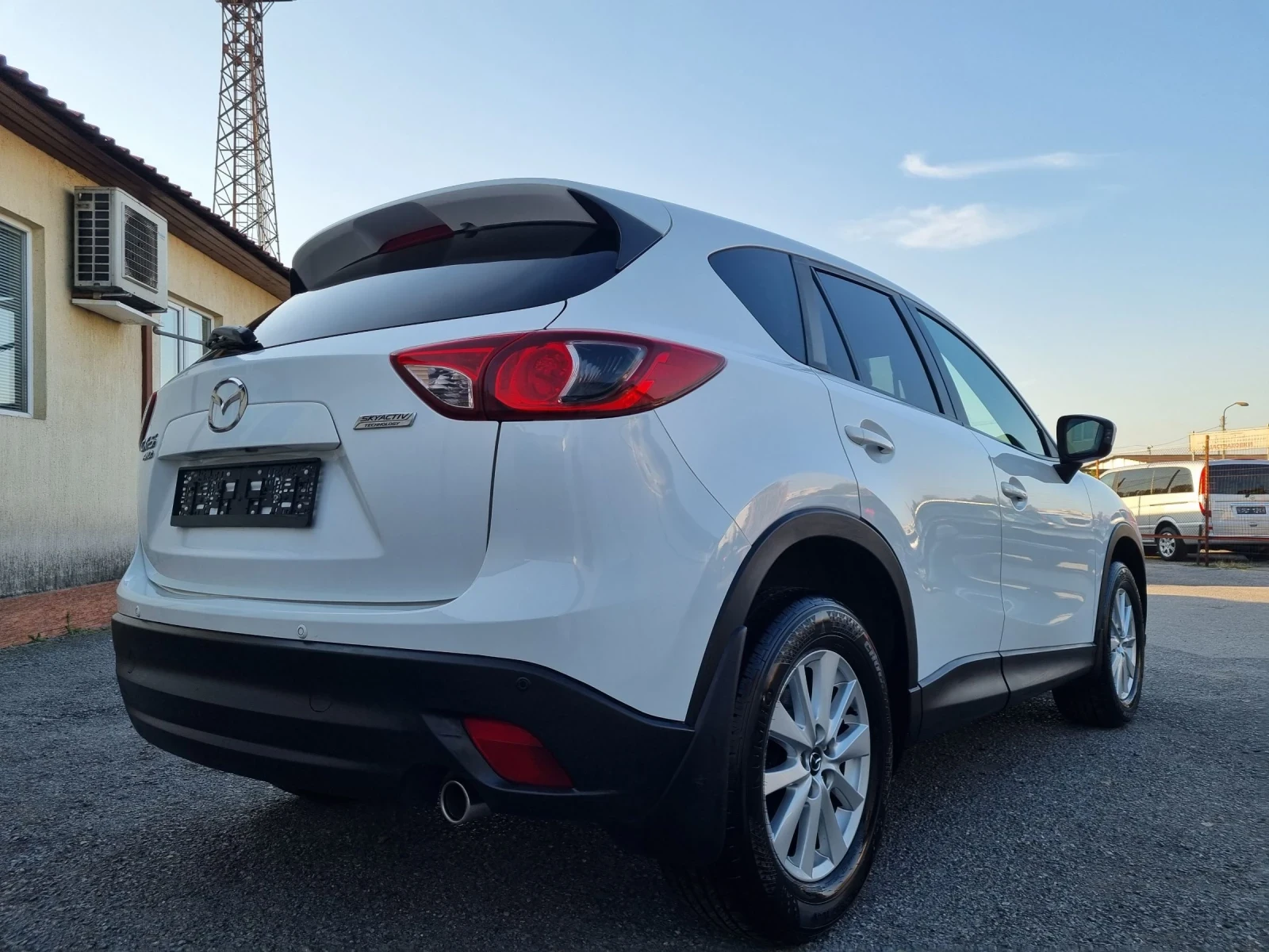 Mazda CX-5 2.0Бензин4х4/Автомат/160к.с/Евро6/Топ/ - изображение 8