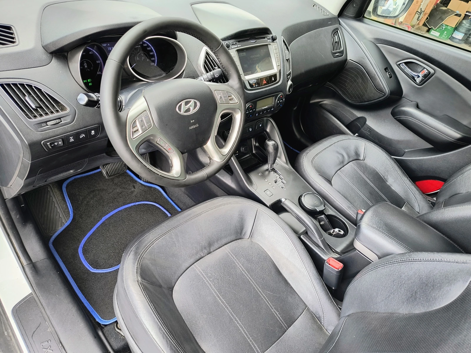 Hyundai IX35 2.0-184 КС NAVI, AUTOMATIC, PANORAMA!!!!!! 4х4 - изображение 10