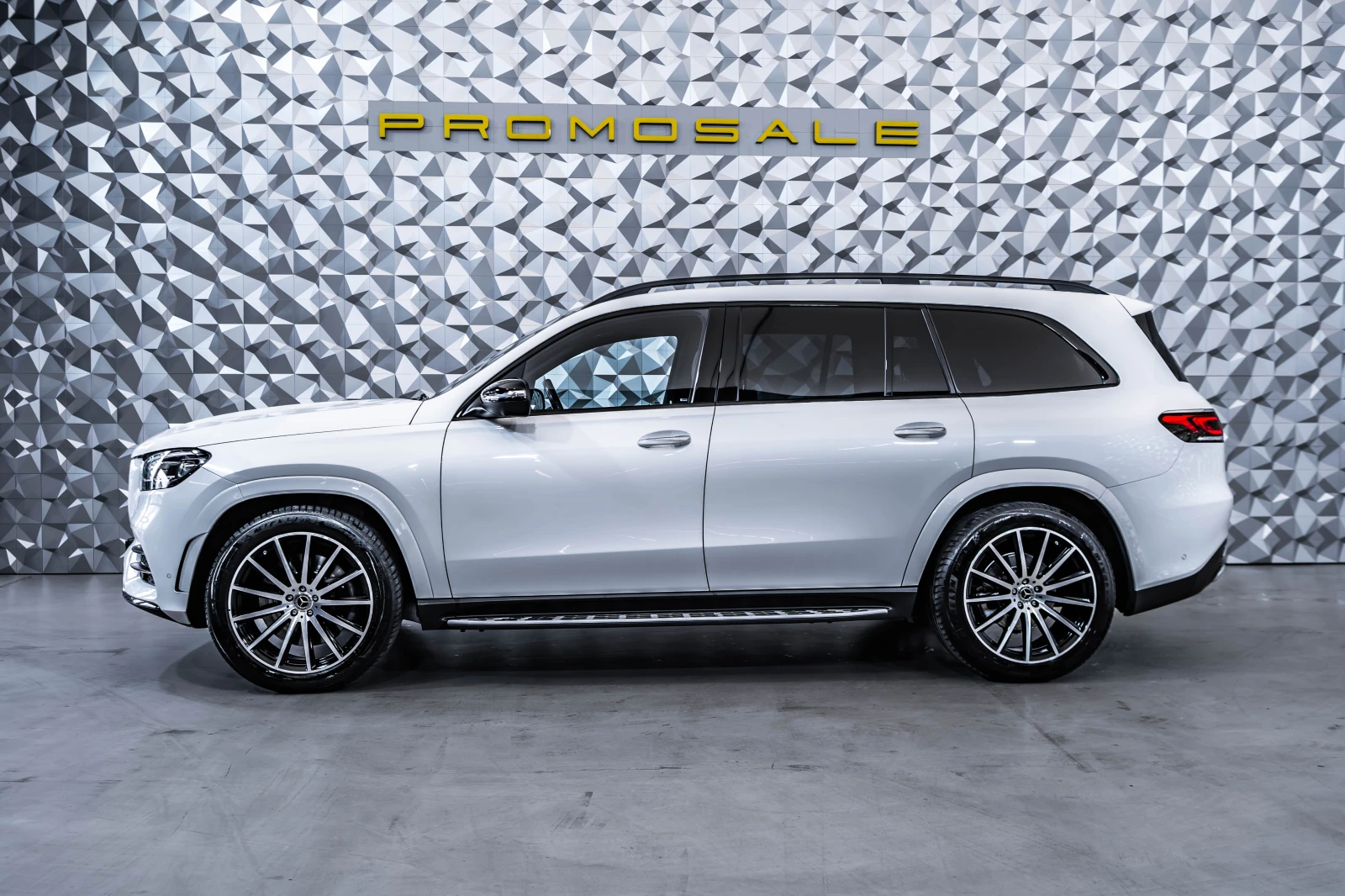 Mercedes-Benz GLS 400 d 4M AMG* Burm* Pano* NightP - изображение 3