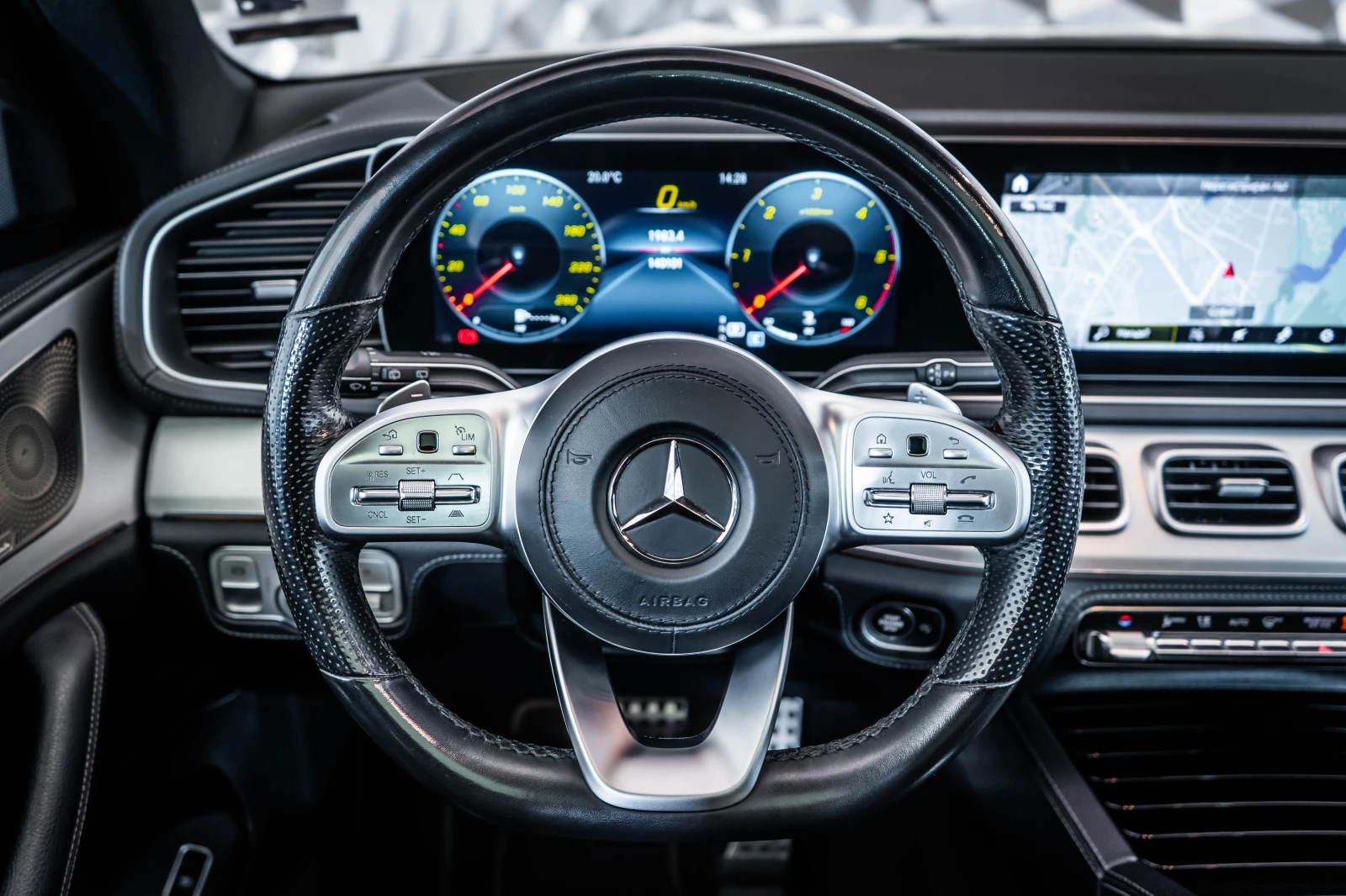 Mercedes-Benz GLS 400 d 4M AMG* Burm* Pano* NightP - изображение 10