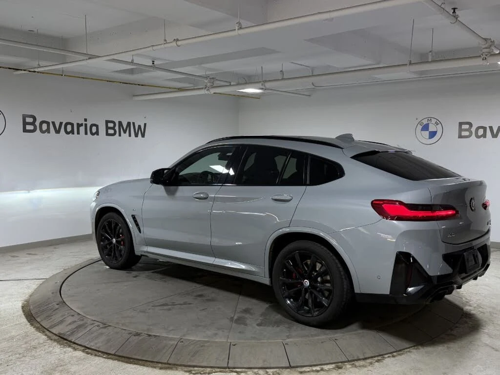 BMW X4 M40i* H&K* Pano* Подгрев* Камера - изображение 3