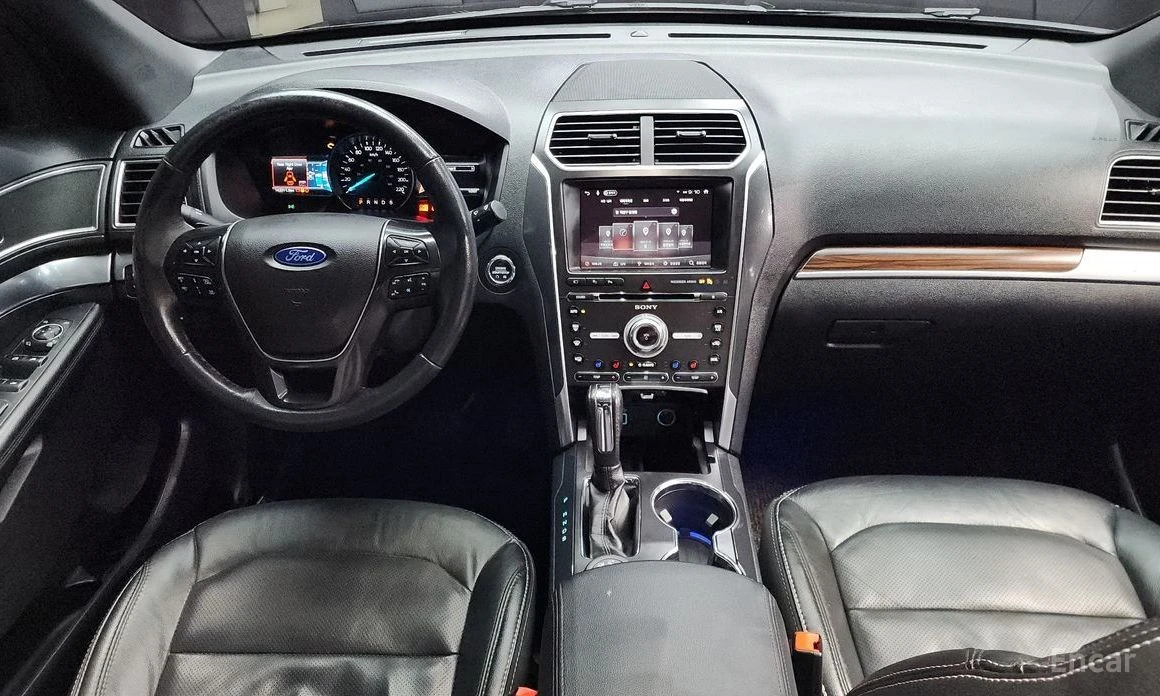 Ford Explorer  - изображение 7