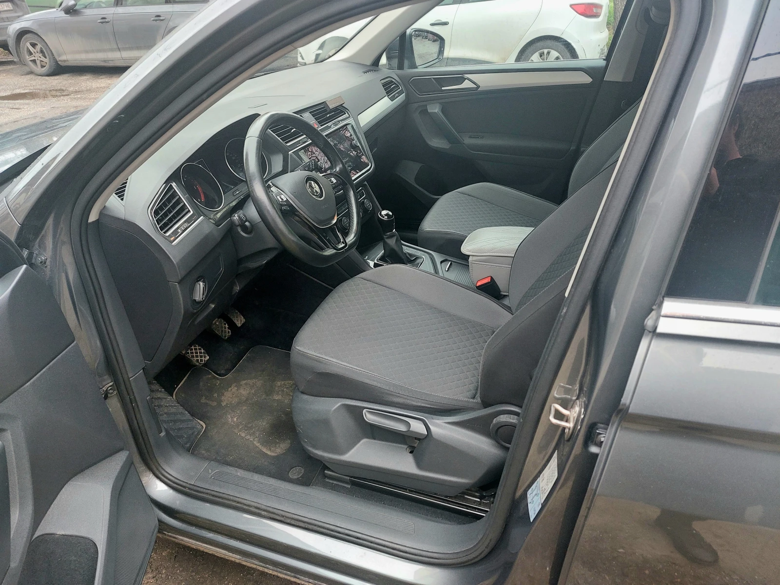 VW Tiguan 1.6 TDI | Mobile.bg � ����������� 8