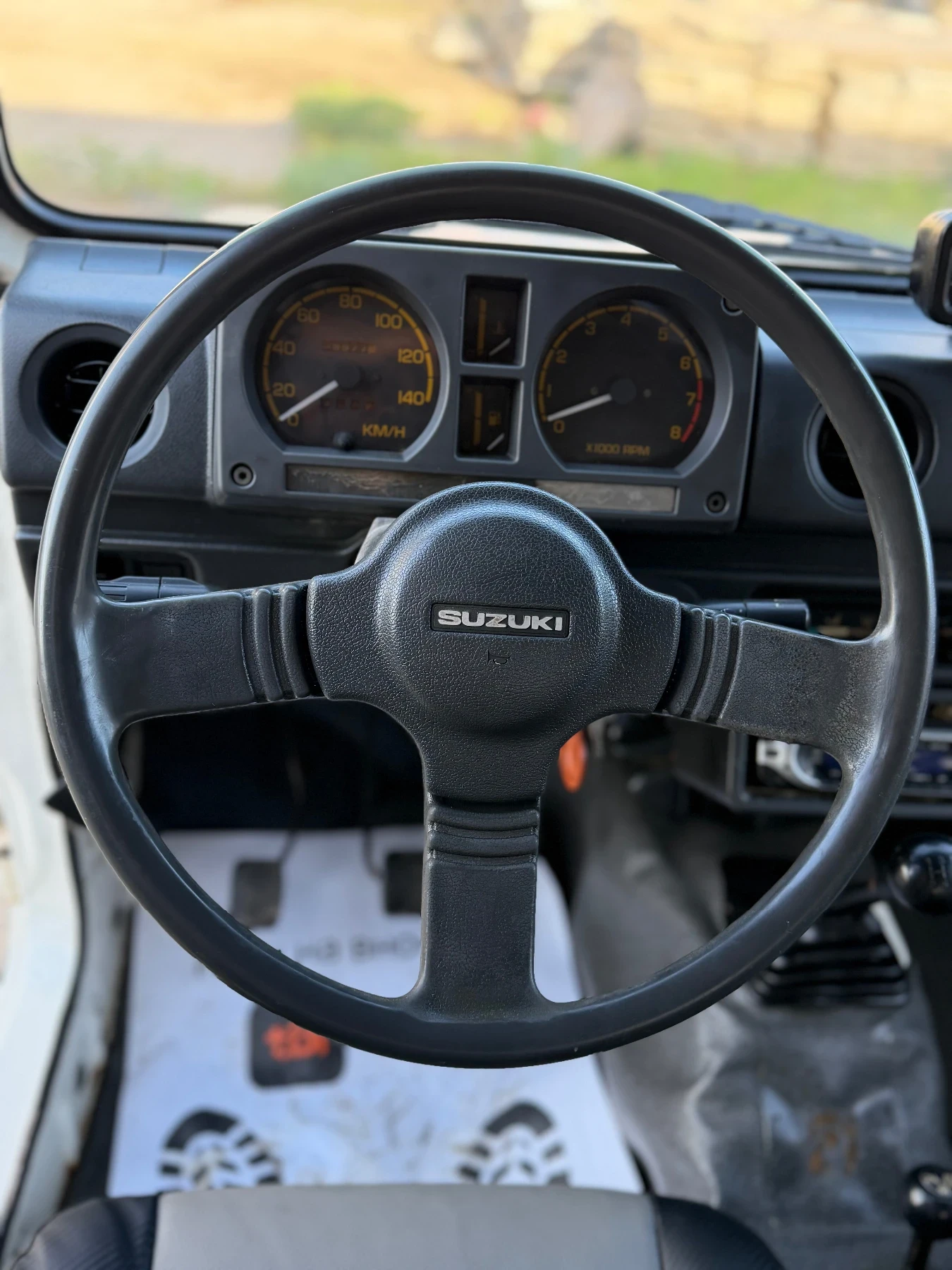 Suzuki Samurai 1.3i, снимка 8 - Автомобили и джипове - 54336225