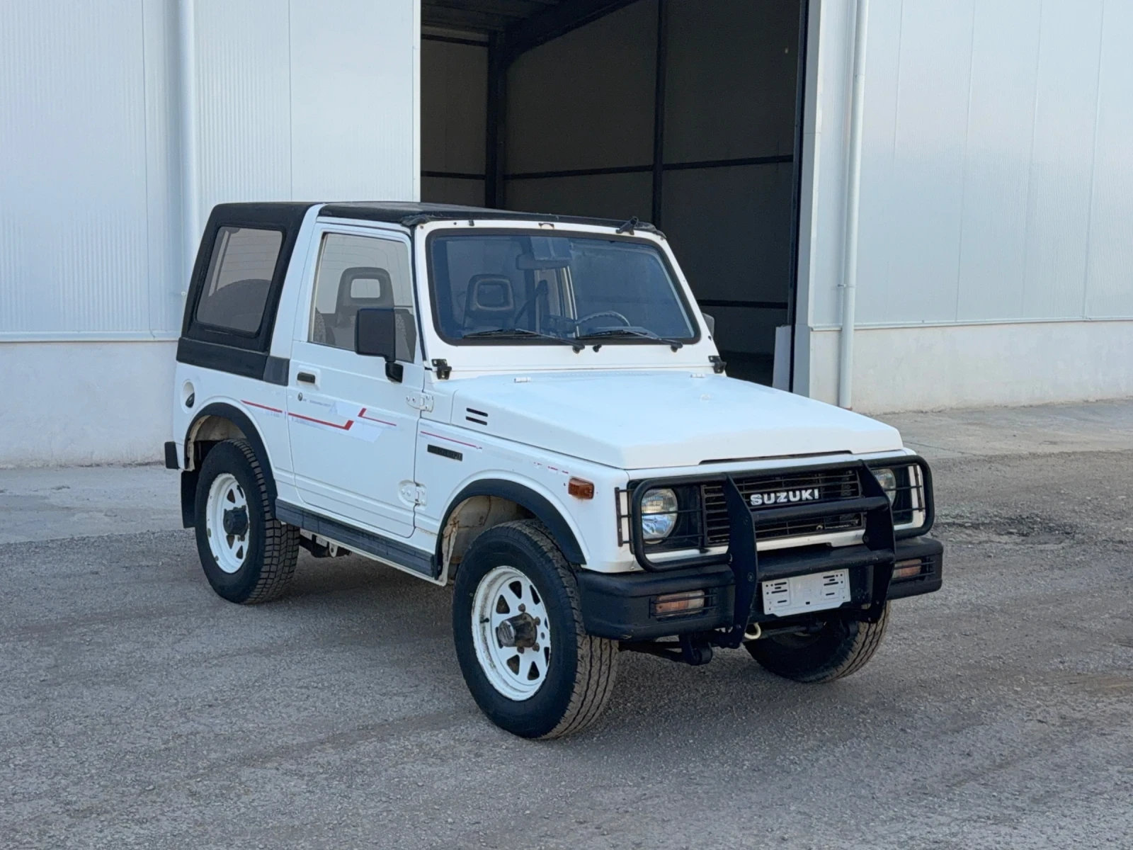 Suzuki Samurai 1.3i, снимка 7 - Автомобили и джипове - 54336225