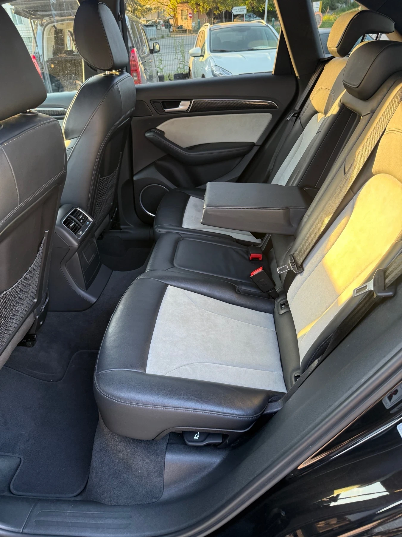 Audi SQ5 SQ5, снимка 10 - Автомобили и джипове - 54370125