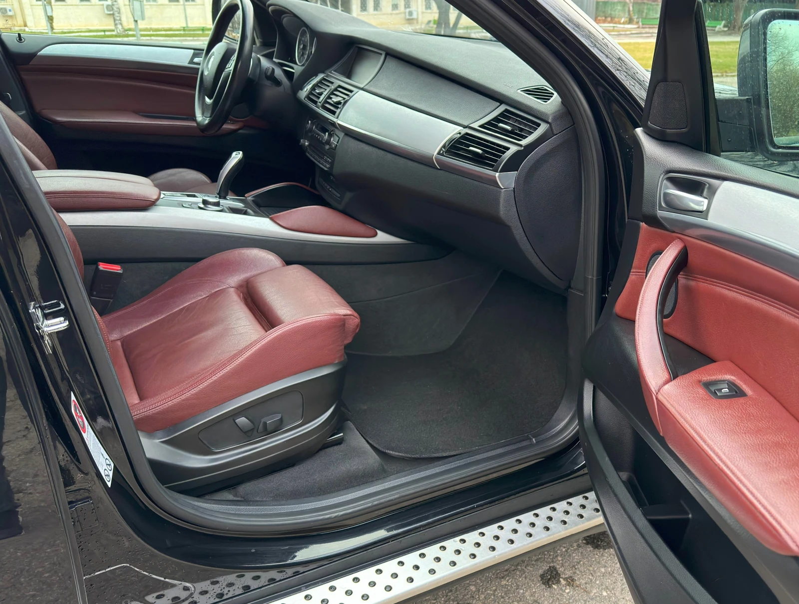 BMW X6 3.5 xD 286k. КАТО НОВ, снимка 8 - Автомобили и джипове - 54607740