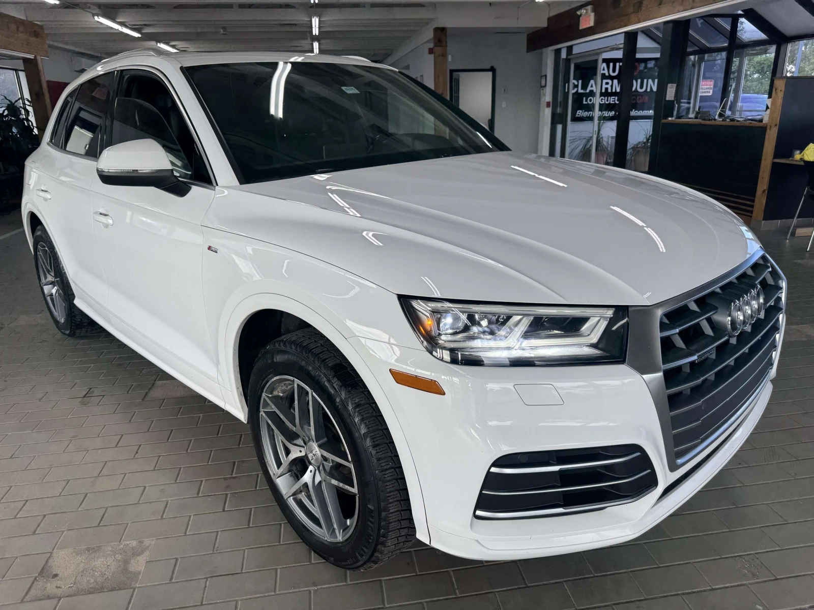 Audi Q5 2.0 TFSI quattro Progressiv / ЦЕНА ДО БГ , снимка 7 - Автомобили и джипове - 54887312