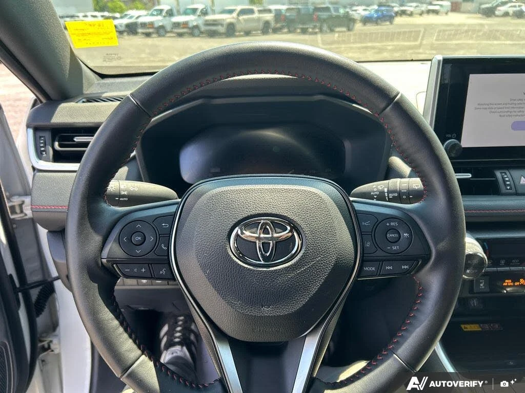 Toyota Rav4 HYBRID* SE* DISTRONIC* LANE ASSIST* CARPLAY* КАМЕР, снимка 12 - Автомобили и джипове - 55325376