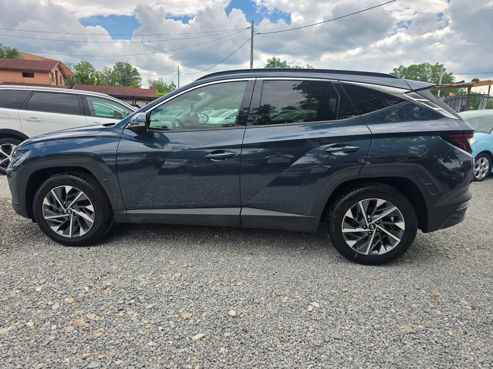 Hyundai Tucson 1.6GRDI-FACE-EВРО 6В-НАВИ-6 СКОРОСТИ, снимка 3 - Автомобили и джипове - 55394497
