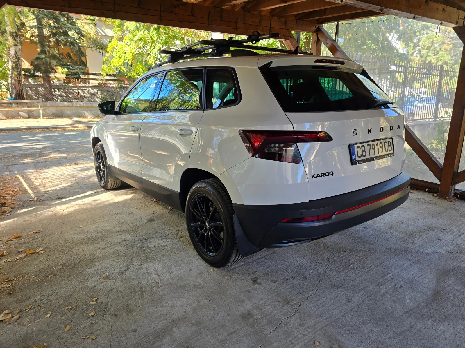 Skoda Karoq 1.5 TSI DSG, снимка 4 - Автомобили и джипове - 56336834