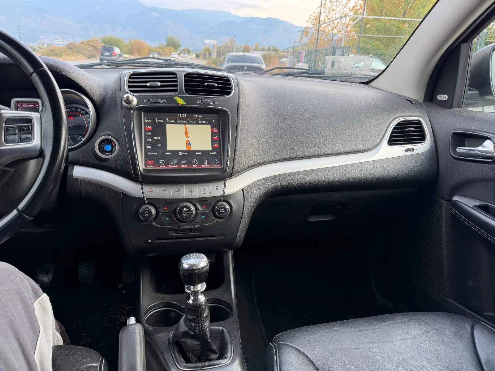 Fiat Freemont 2.0 JTD, снимка 16 - Автомобили и джипове - 56472724