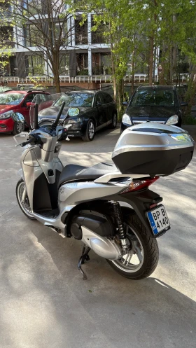 Honda Sh 300, снимка 3