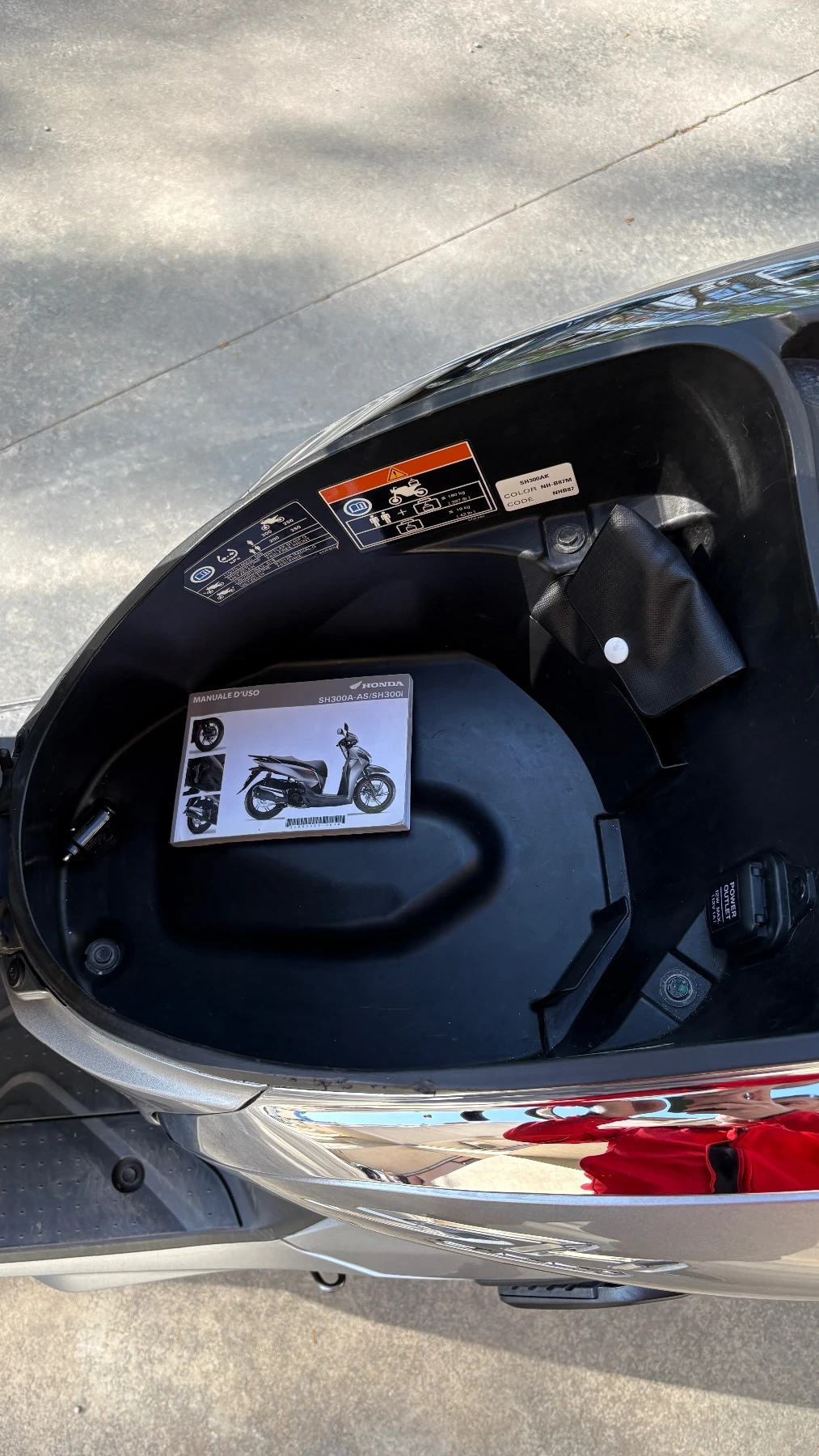 Honda Sh 300, снимка 8 - Мотоциклети и мототехника - 54335886