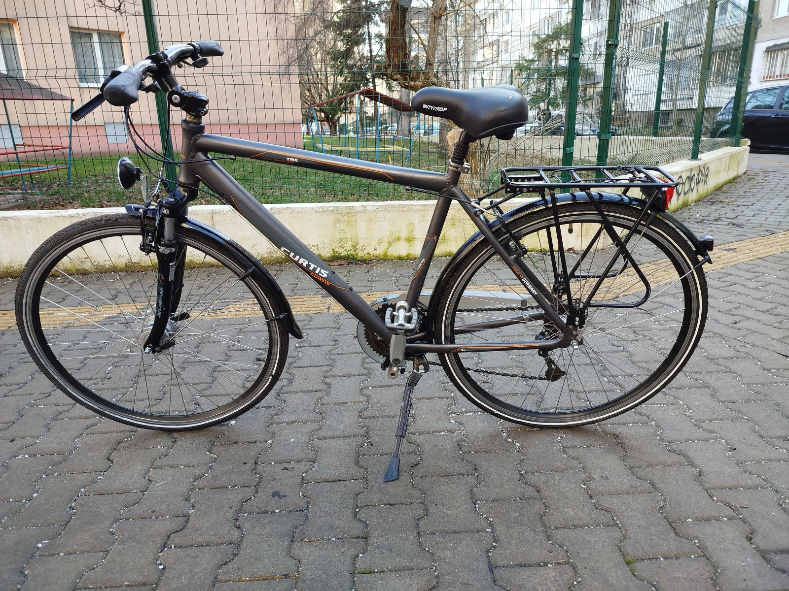 ������� * * ��������� Curtis Travel 28���� ����  �������� | Mobile.bg � ����������� 2