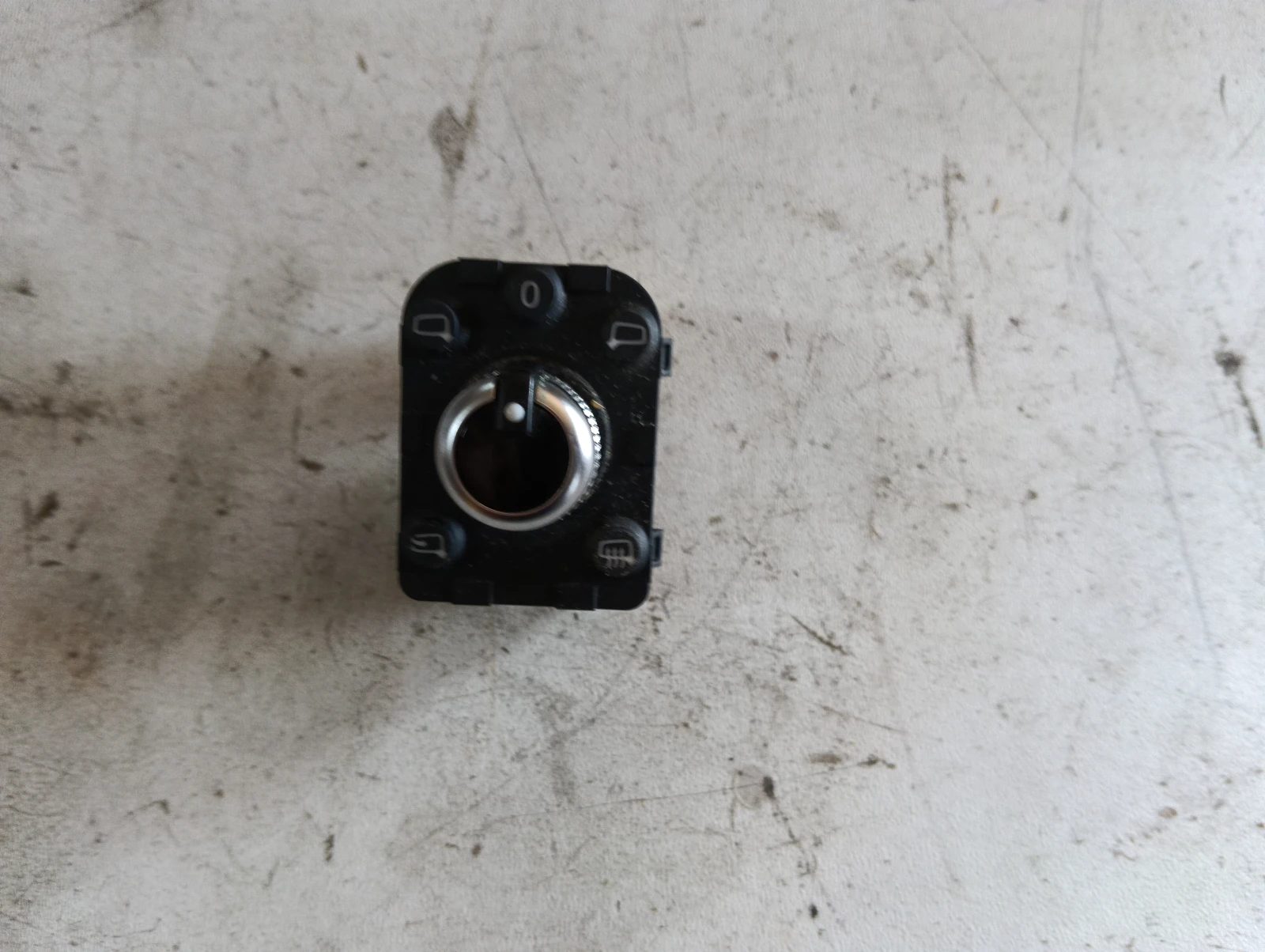 копче огледала 4M0959565M Audi A4