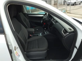 Skoda Octavia 1.6 TDI/FACELIFT/БЯЛА ПЕРЛА, снимка 10