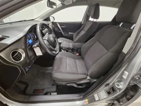 Toyota Auris 1.6 VALVEMATIC 132 PS 8уми с джанти 105477 км, снимка 10