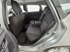 Toyota Auris 1.6 VALVEMATIC 132 PS 8уми с джанти 105477 км, снимка 11