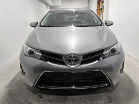 Toyota Auris 1.6 VALVEMATIC 132 PS 8уми с джанти 105477 км, снимка 2