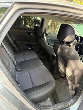 Kia Forte, снимка 7