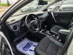 Toyota Auris 2.0D4D Full, снимка 10