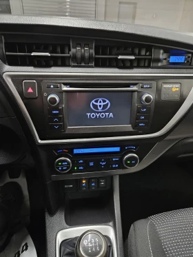 Toyota Auris 1.6 VALVEMATIC 132 PS 8уми с джанти 105477 км - 11000 € / 21514.13 лв. - 47222984 8