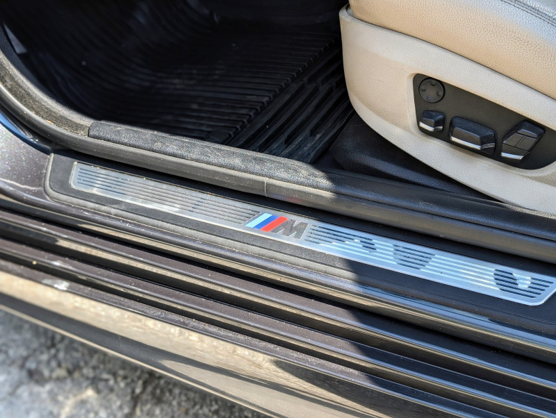 BMW 550  M-SPORT 408 к.с., PREMIUM EXTRAS, DINAN TUNING, снимка 8 - Автомобили и джипове - 45813414