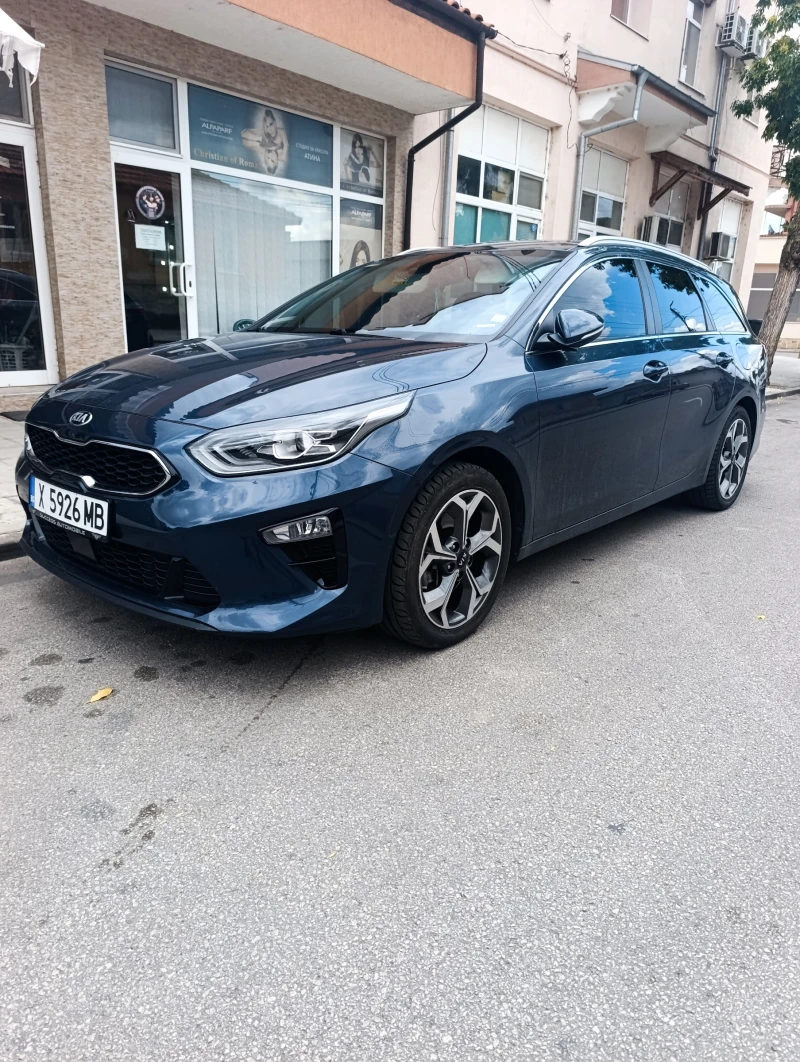 Kia Ceed, снимка 10 - Автомобили и джипове - 47199301