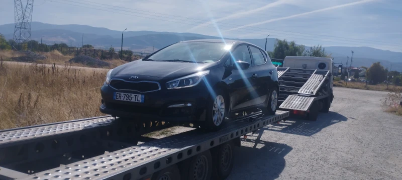 Kia Ceed 1.6, снимка 17 - Автомобили и джипове - 47509641