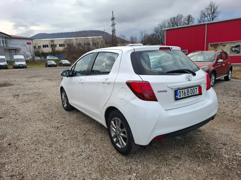 Toyota Yaris 1.33, снимка 5 - Автомобили и джипове - 48280964