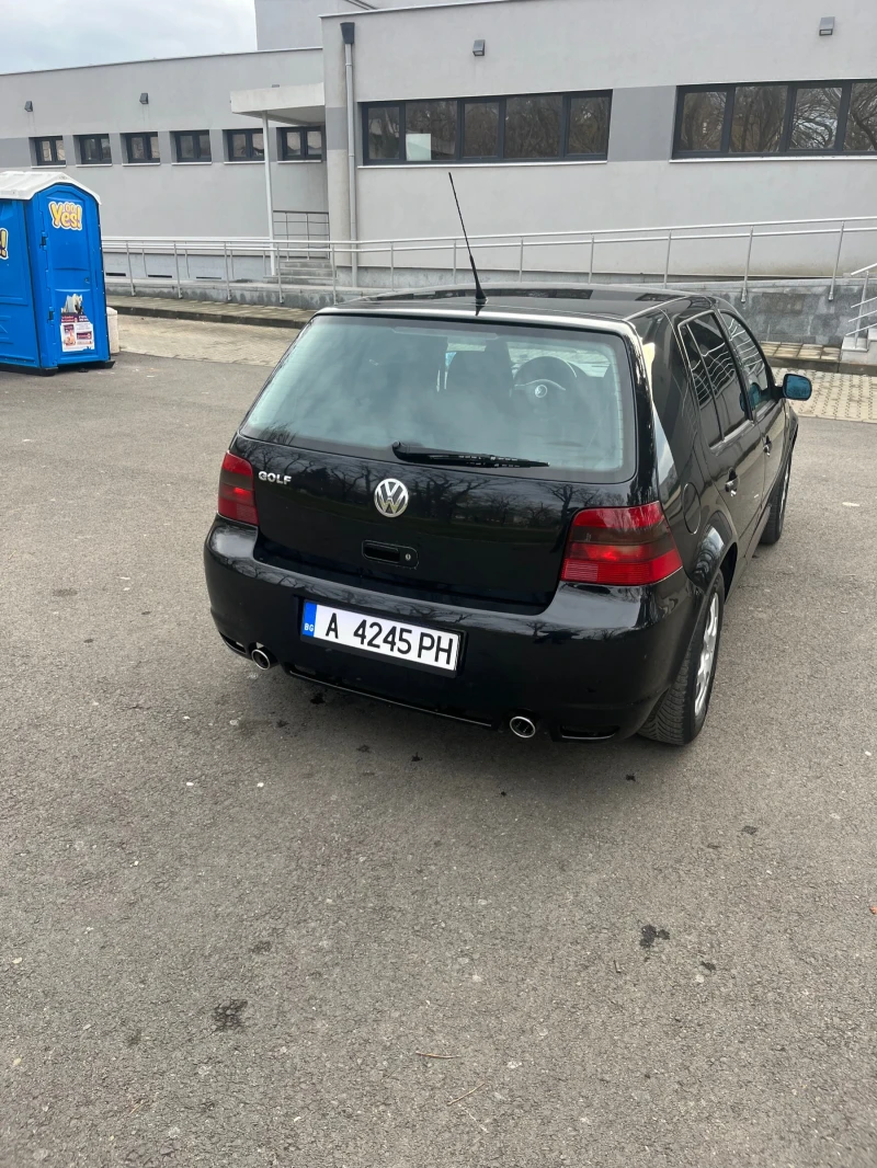 VW Golf R32, снимка 3 - Автомобили и джипове - 48589357