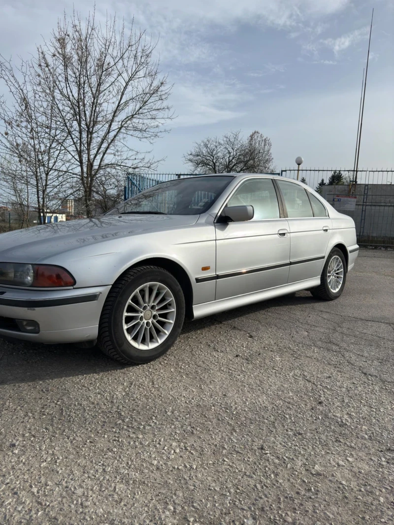 BMW 520 E39, снимка 4 - Автомобили и джипове - 49507604