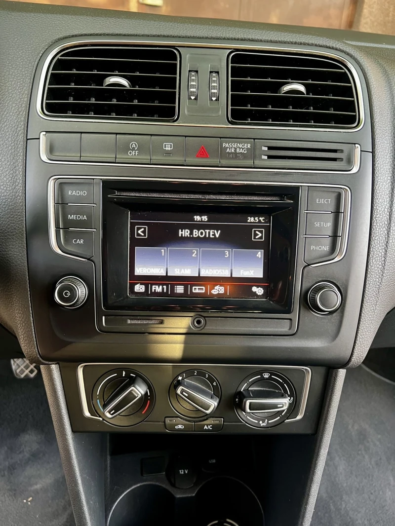 VW Polo 1.4 TDI , снимка 9 - Автомобили и джипове - 52304196