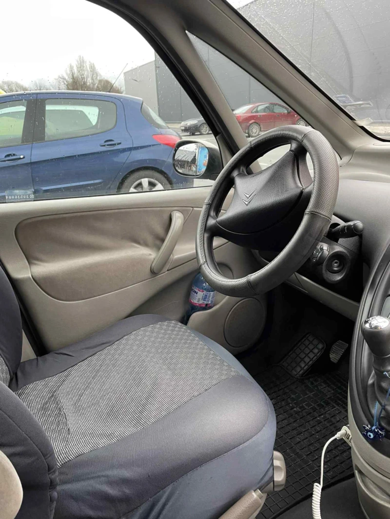 Citroen Xsara picasso, снимка 9 - Автомобили и джипове - 52584934