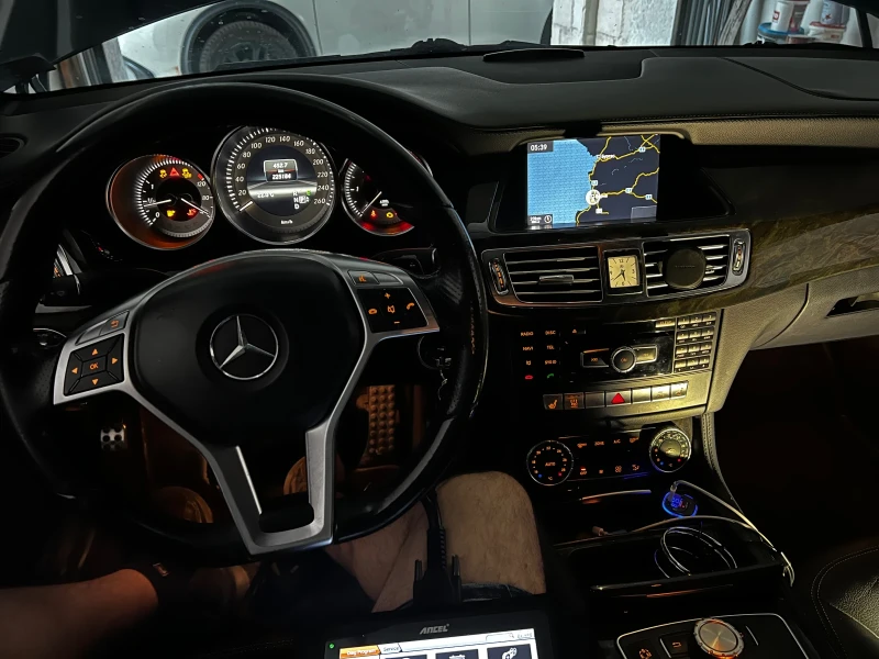 Mercedes-Benz CLS 350, снимка 5 - Автомобили и джипове - 52660506