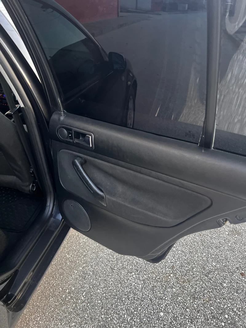 VW Golf Продавам VW Golf 4 1.9 TDI 110 к.с. , снимка 16 - Автомобили и джипове - 52775228