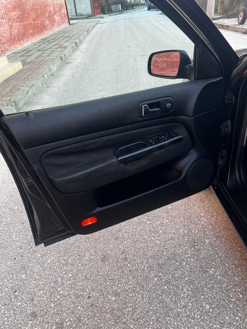 VW Golf Продавам VW Golf 4 1.9 TDI 110 к.с. , снимка 7 - Автомобили и джипове - 52775228