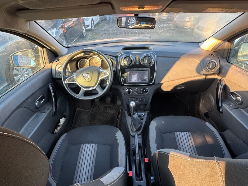 Dacia Sandero, снимка 8 - Автомобили и джипове - 52930425