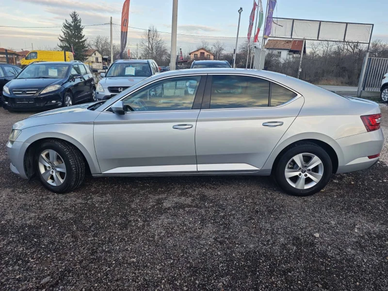 Skoda Superb 1.6/120KC, снимка 3 - Автомобили и джипове - 53112435