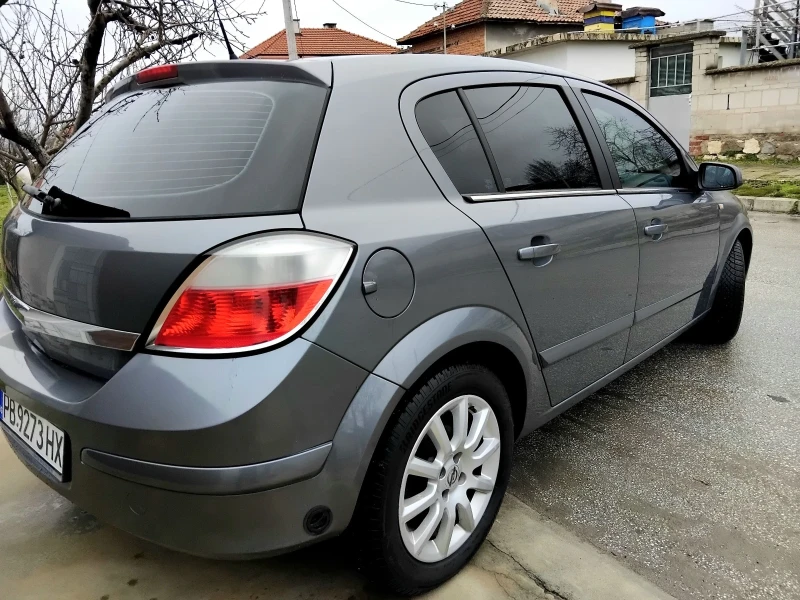 Opel Astra 1.6i+ КЛИМА + ГАЗ ИНЖЕКЦИОН. 2005г , снимка 2 - Автомобили и джипове - 53299779