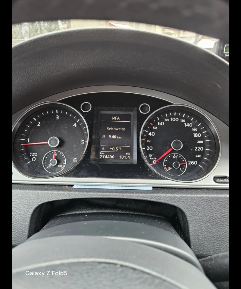 VW Passat 2.0 TDI, снимка 11 - Автомобили и джипове - 53430519