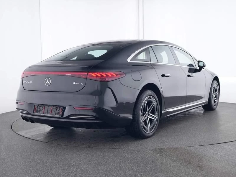 Mercedes-Benz EQS 580/AMG/4-MATIC/HYPERSCREEN/PANO/BURM/360/, снимка 4 - Автомобили и джипове - 53005011