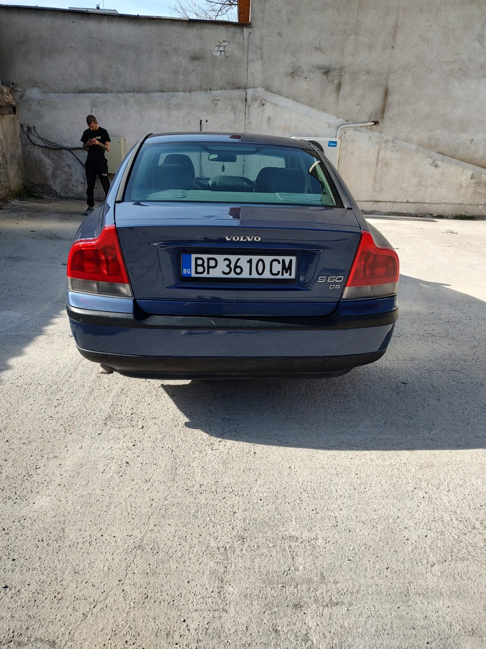 Volvo S60 D5 2.5 163 - изображение 4