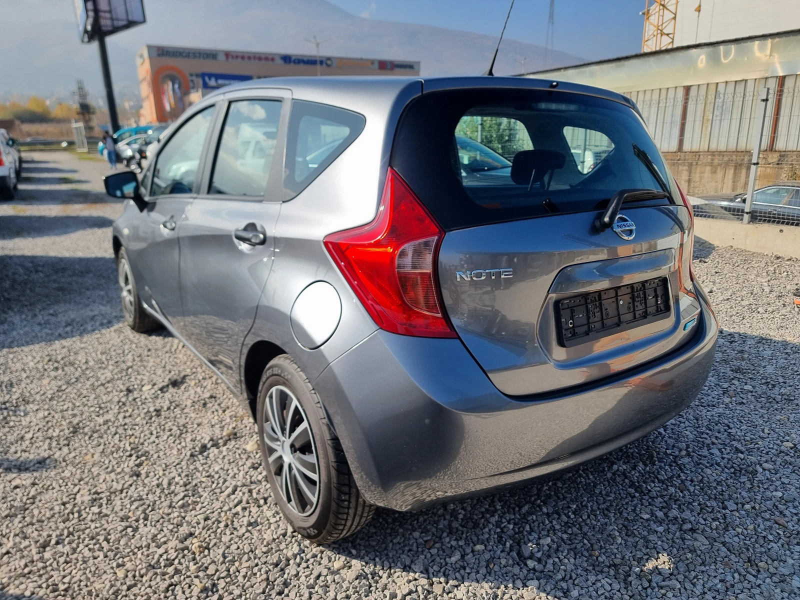 Nissan Note 1.2i ГАЗ КЛИМАТИК  - изображение 2