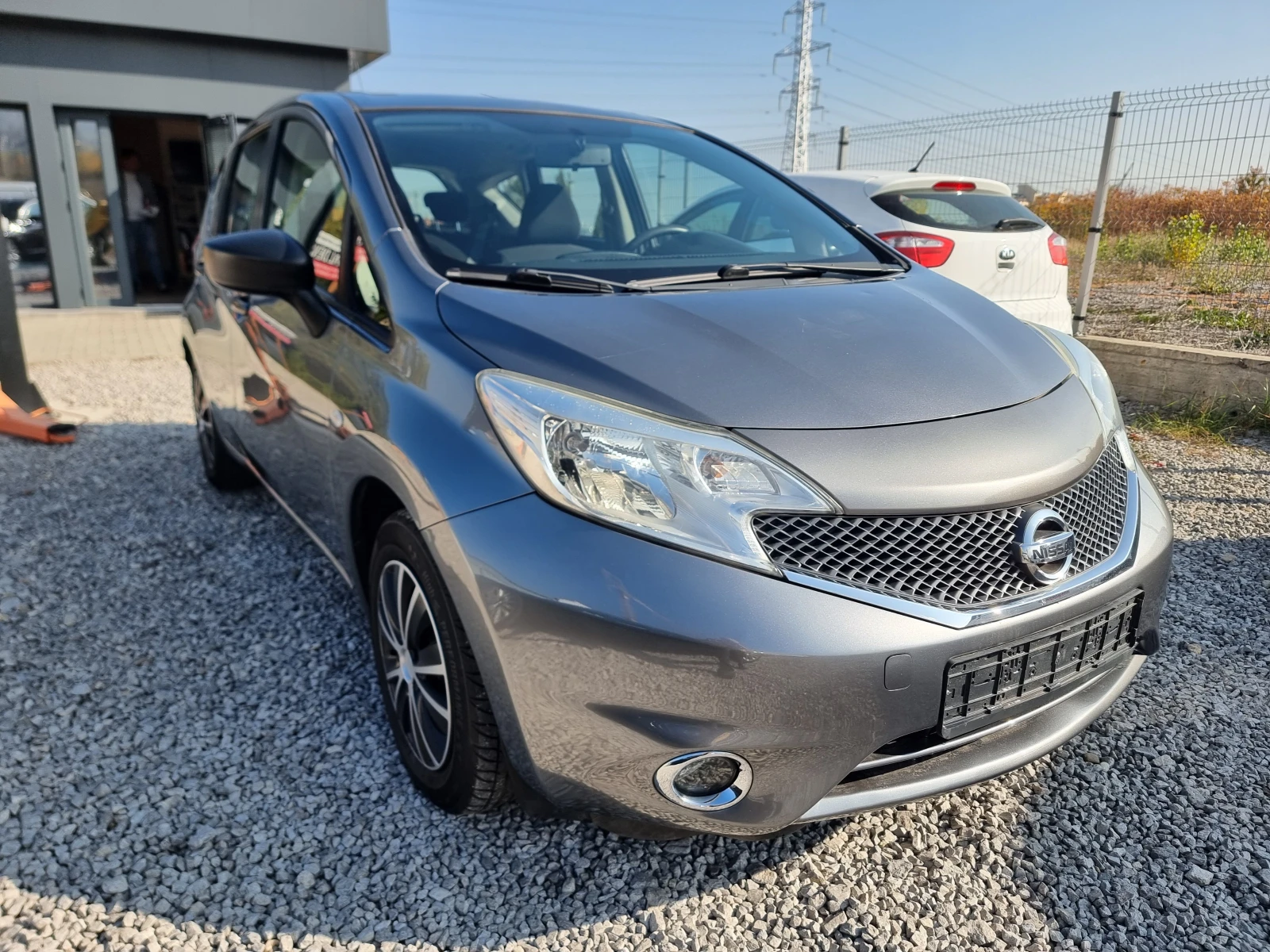 Nissan Note 1.2i ГАЗ КЛИМАТИК  - изображение 4